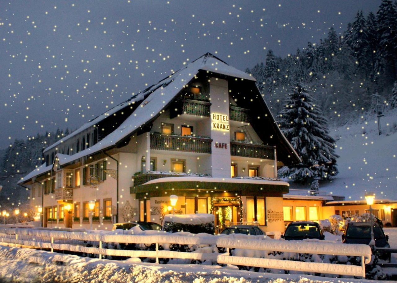 Zum Kranz Garni Hotel Bad Rippoldsau Exterior photo